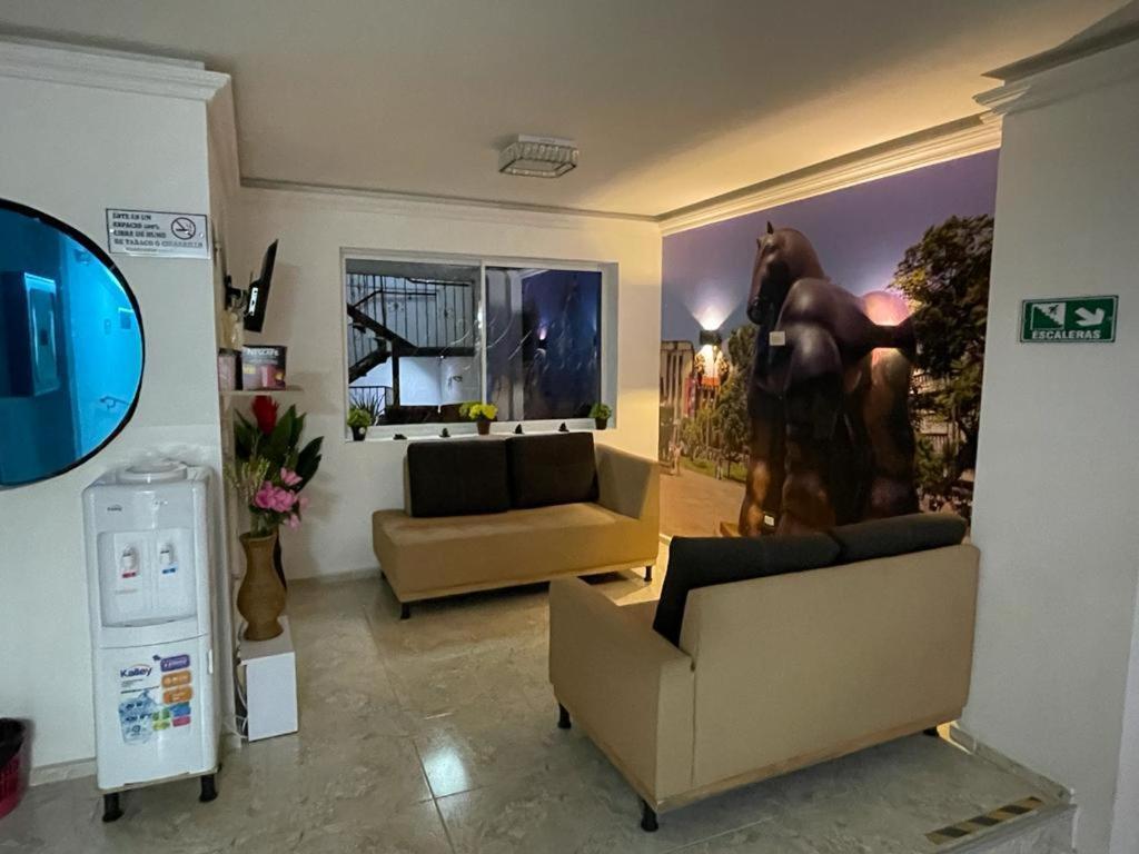 Hotel Eterna Primavera 麦德林 外观 照片